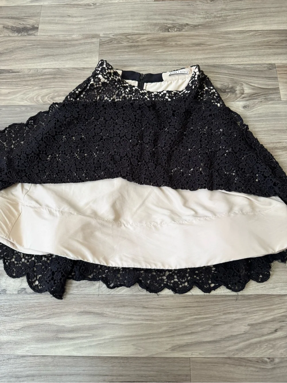 Alice + Olivia A-Line Knee-Length Skirt with Beaded Lace Overlay in Black Size 2